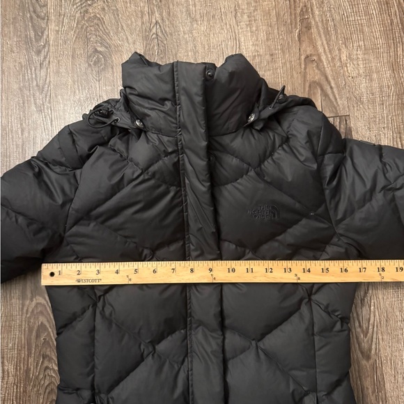 North Face 550 Long Black Puffer Coat - Picture 11 of 14